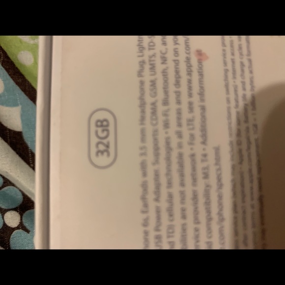 iPhone 6s 32GB - Picture 2 of 4